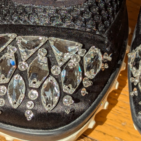 Miu Miu Crystal Embroidery Sneaker 36 - Picture 5 of 9